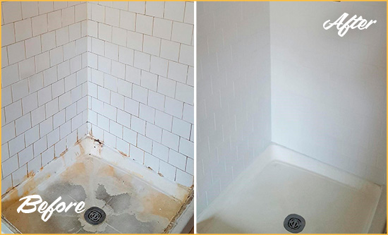 Before and After Picture of a Fort Ross Shower Tile and Grout Cleaned to Remove Soap Scum